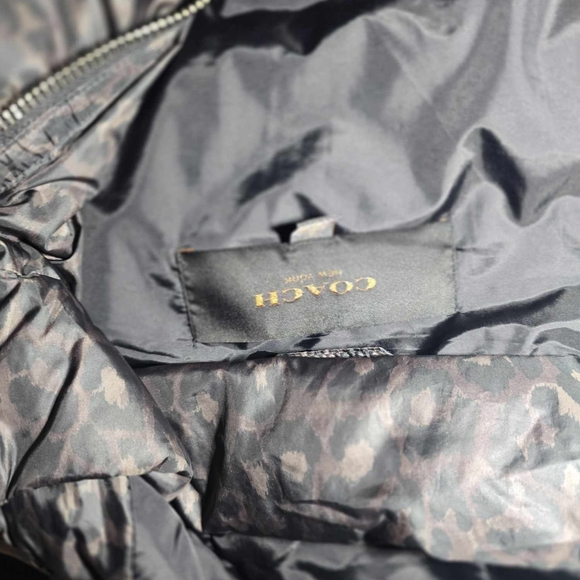 Coach Puffer Vest - Picture 3 of 3